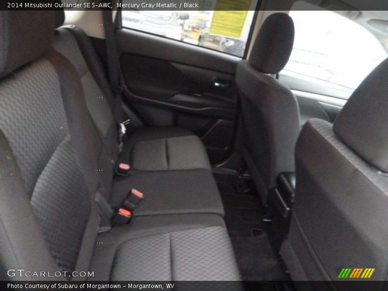 Mercury Gray Metallic / Black 2014 Mitsubishi Outlander SE S-AWC