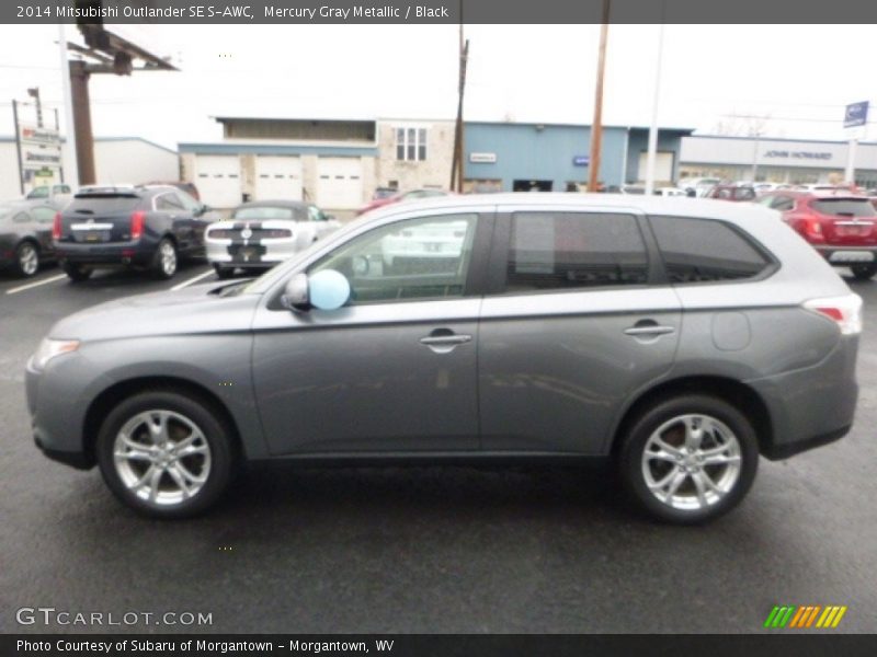 Mercury Gray Metallic / Black 2014 Mitsubishi Outlander SE S-AWC