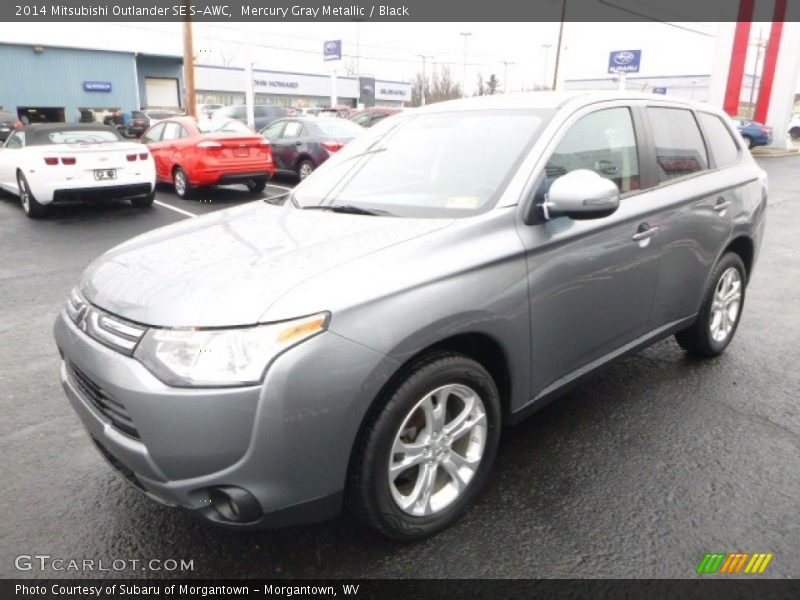 Mercury Gray Metallic / Black 2014 Mitsubishi Outlander SE S-AWC