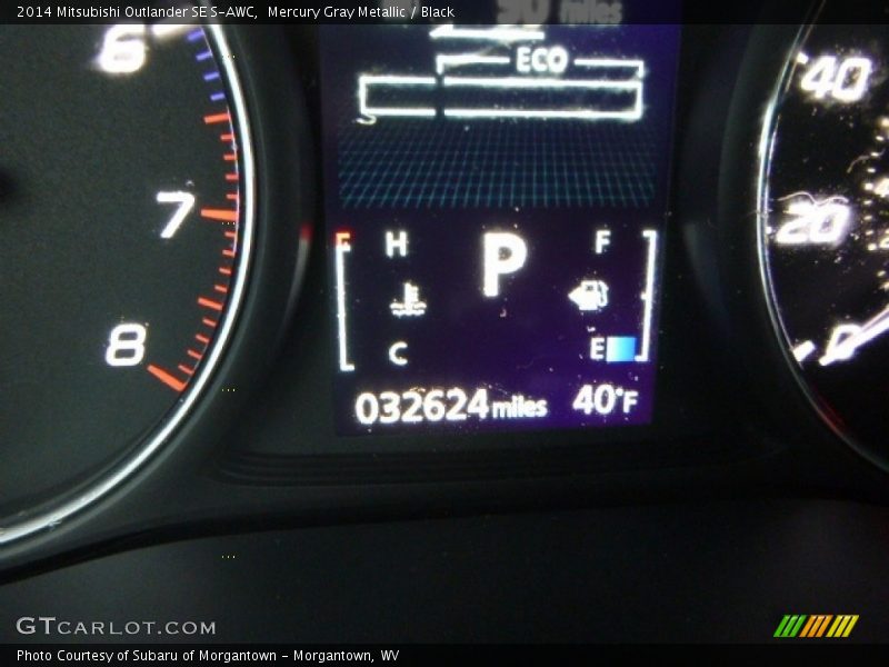 Mercury Gray Metallic / Black 2014 Mitsubishi Outlander SE S-AWC