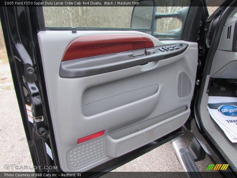 Black / Medium Flint 2005 Ford F350 Super Duty Lariat Crew Cab 4x4 Dually