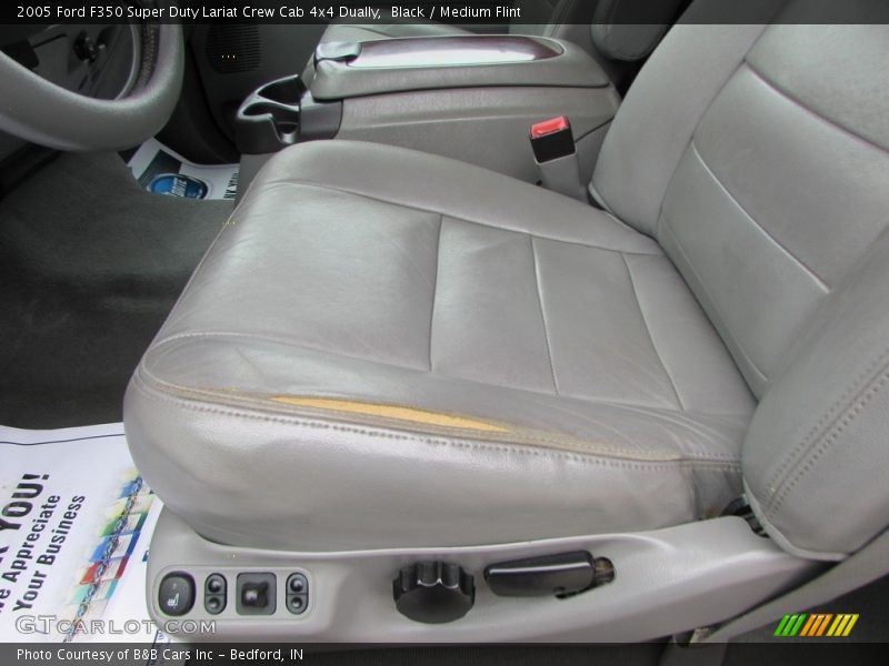 Black / Medium Flint 2005 Ford F350 Super Duty Lariat Crew Cab 4x4 Dually