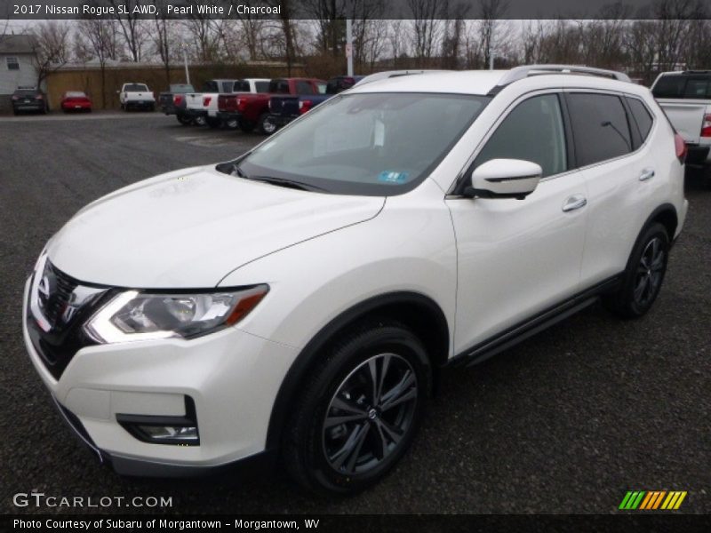 Front 3/4 View of 2017 Rogue SL AWD