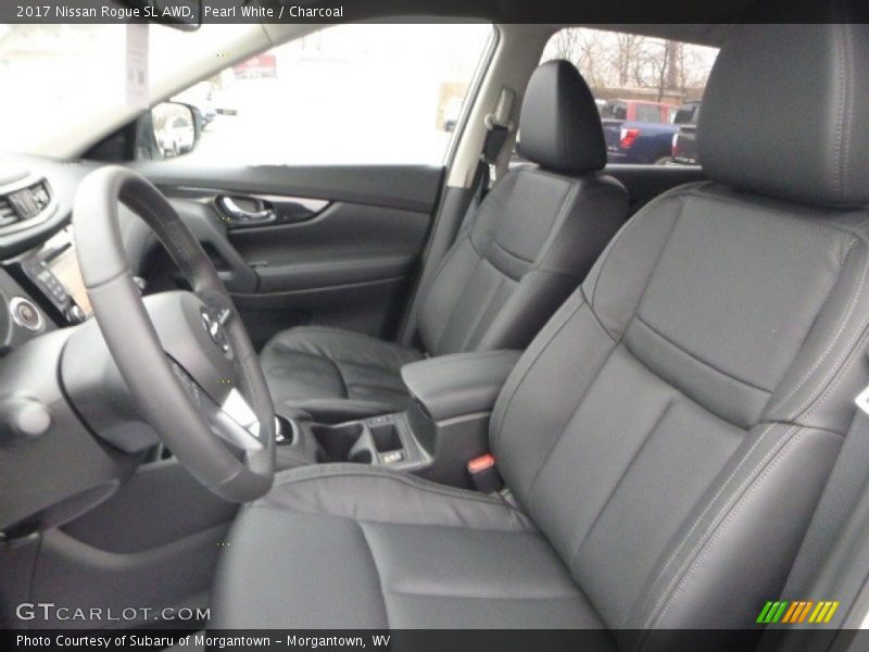  2017 Rogue SL AWD Charcoal Interior