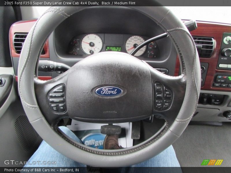 Black / Medium Flint 2005 Ford F350 Super Duty Lariat Crew Cab 4x4 Dually