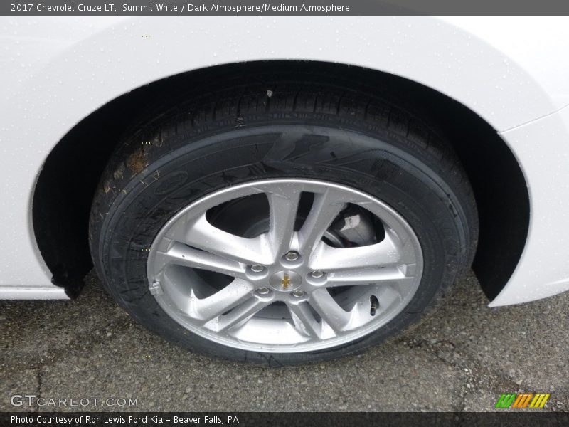Summit White / Dark Atmosphere/Medium Atmosphere 2017 Chevrolet Cruze LT