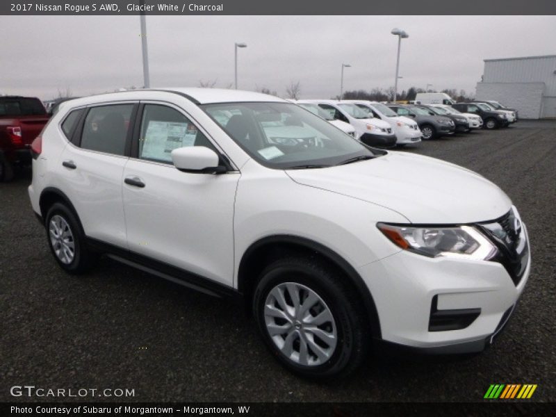 Glacier White / Charcoal 2017 Nissan Rogue S AWD