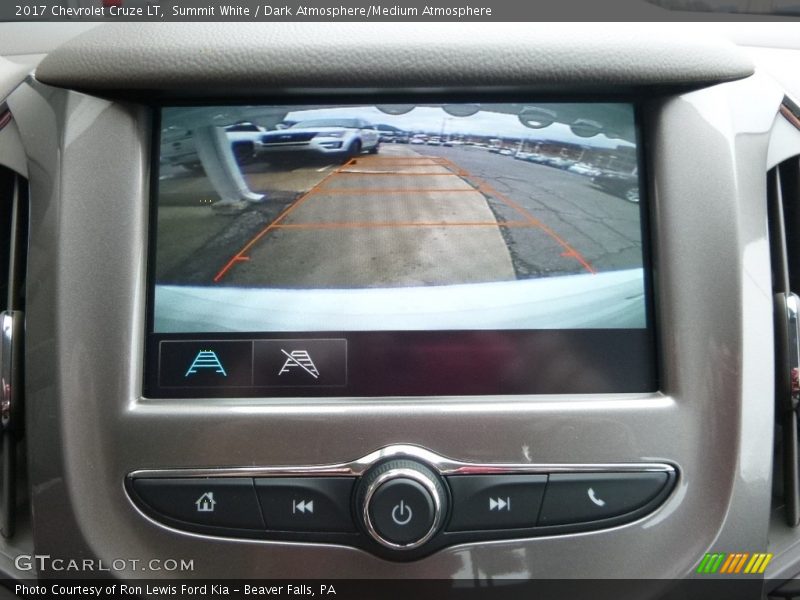 Summit White / Dark Atmosphere/Medium Atmosphere 2017 Chevrolet Cruze LT