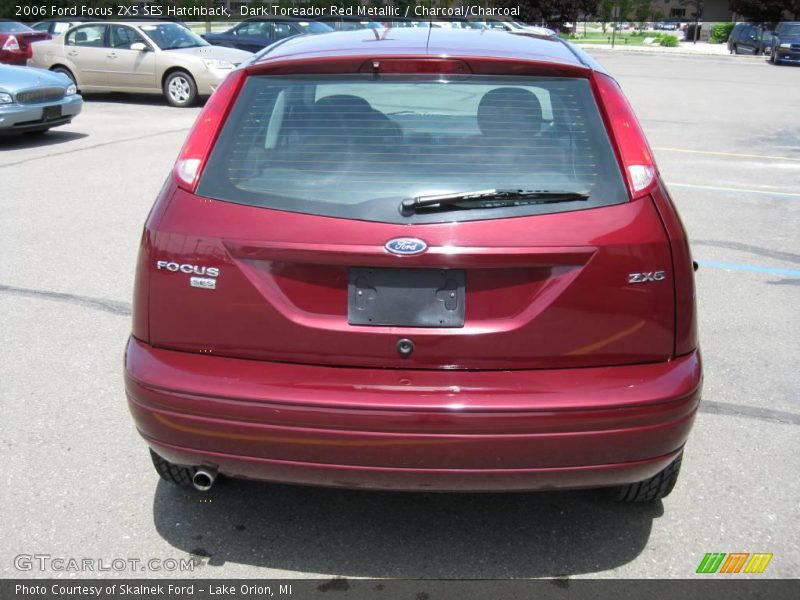 Dark Toreador Red Metallic / Charcoal/Charcoal 2006 Ford Focus ZX5 SES Hatchback