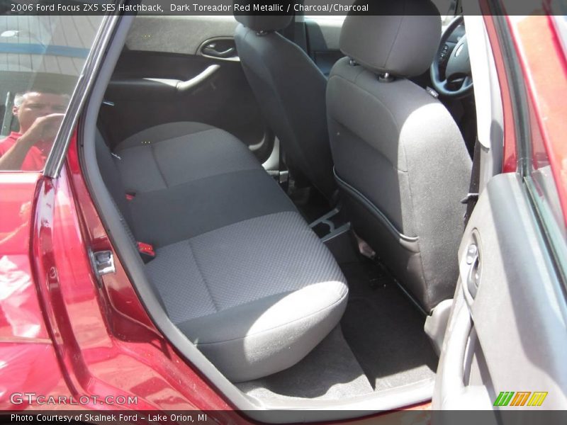 Dark Toreador Red Metallic / Charcoal/Charcoal 2006 Ford Focus ZX5 SES Hatchback