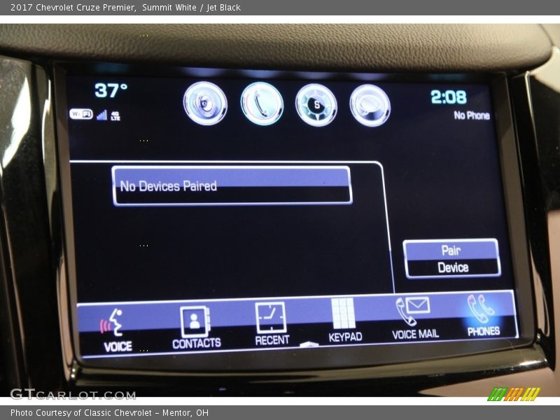 Summit White / Jet Black 2017 Chevrolet Cruze Premier