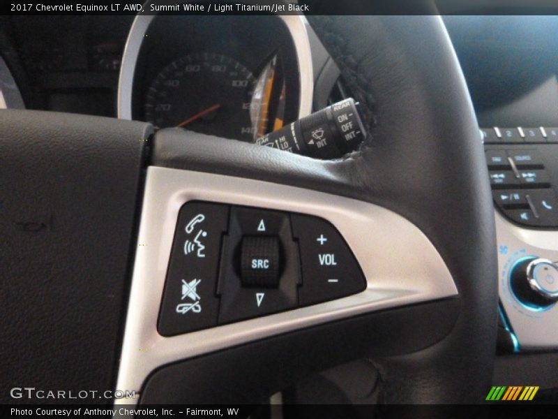 Summit White / Light Titanium/Jet Black 2017 Chevrolet Equinox LT AWD