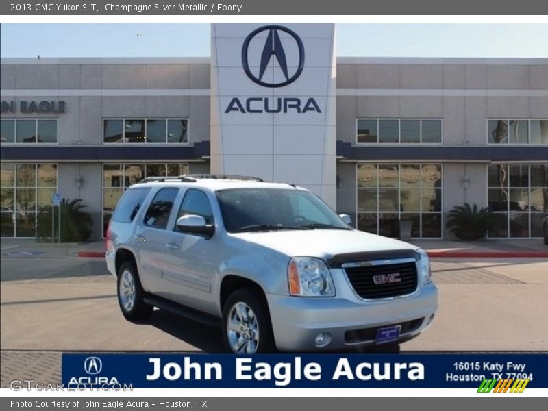 Champagne Silver Metallic / Ebony 2013 GMC Yukon SLT