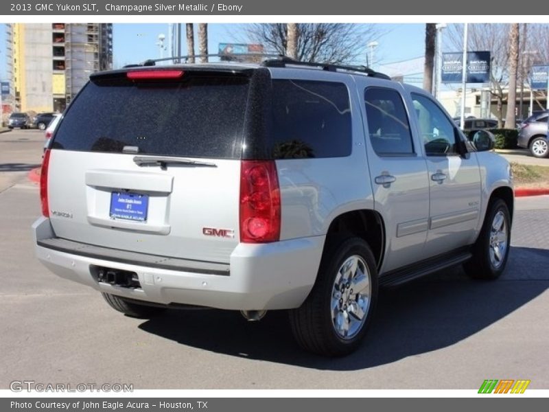 Champagne Silver Metallic / Ebony 2013 GMC Yukon SLT