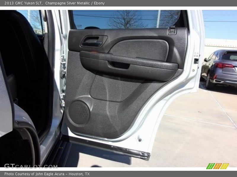 Champagne Silver Metallic / Ebony 2013 GMC Yukon SLT