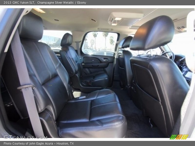 Champagne Silver Metallic / Ebony 2013 GMC Yukon SLT