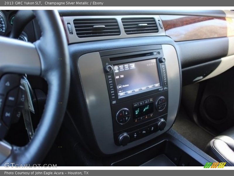 Champagne Silver Metallic / Ebony 2013 GMC Yukon SLT