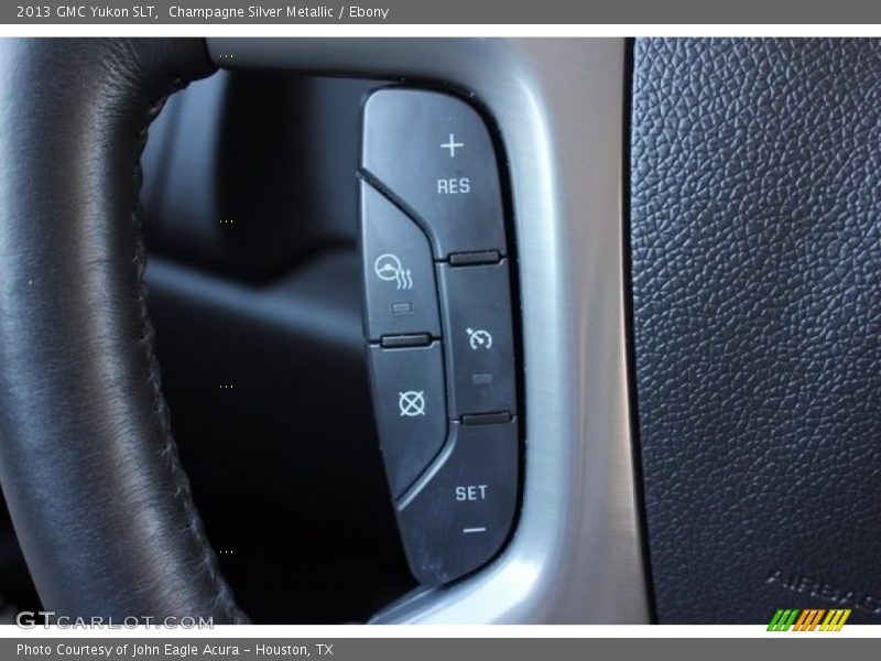 Champagne Silver Metallic / Ebony 2013 GMC Yukon SLT