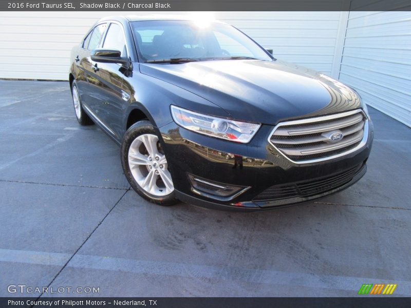 Shadow Black / Charcoal Black 2016 Ford Taurus SEL