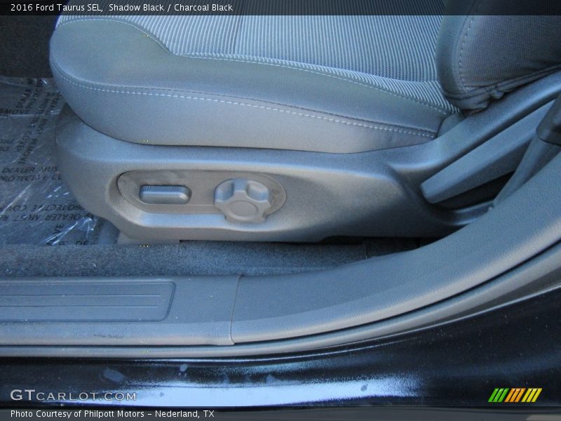 Shadow Black / Charcoal Black 2016 Ford Taurus SEL