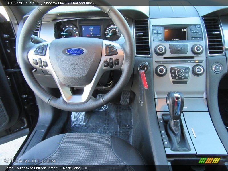 Shadow Black / Charcoal Black 2016 Ford Taurus SEL