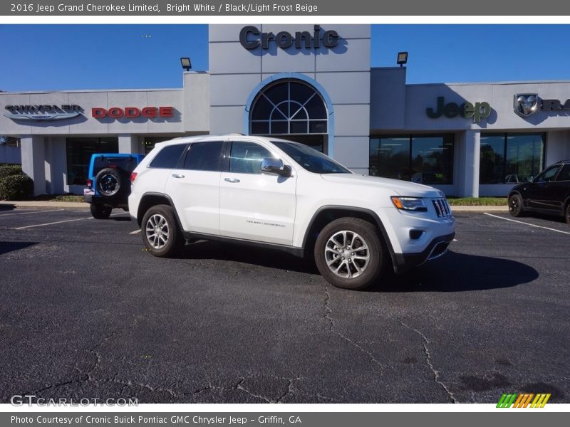 Bright White / Black/Light Frost Beige 2016 Jeep Grand Cherokee Limited
