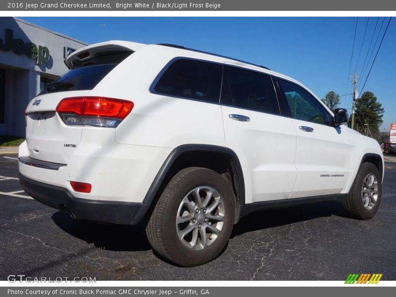 Bright White / Black/Light Frost Beige 2016 Jeep Grand Cherokee Limited