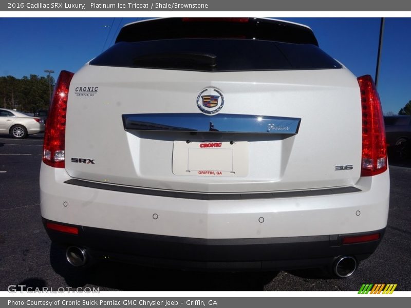 Platinum Ice Tricoat / Shale/Brownstone 2016 Cadillac SRX Luxury