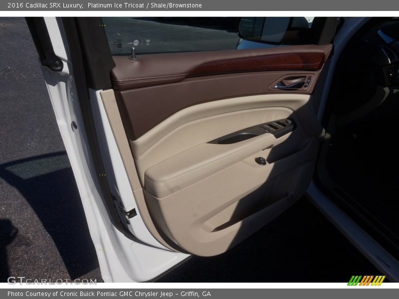 Platinum Ice Tricoat / Shale/Brownstone 2016 Cadillac SRX Luxury