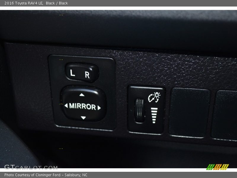 Black / Black 2016 Toyota RAV4 LE