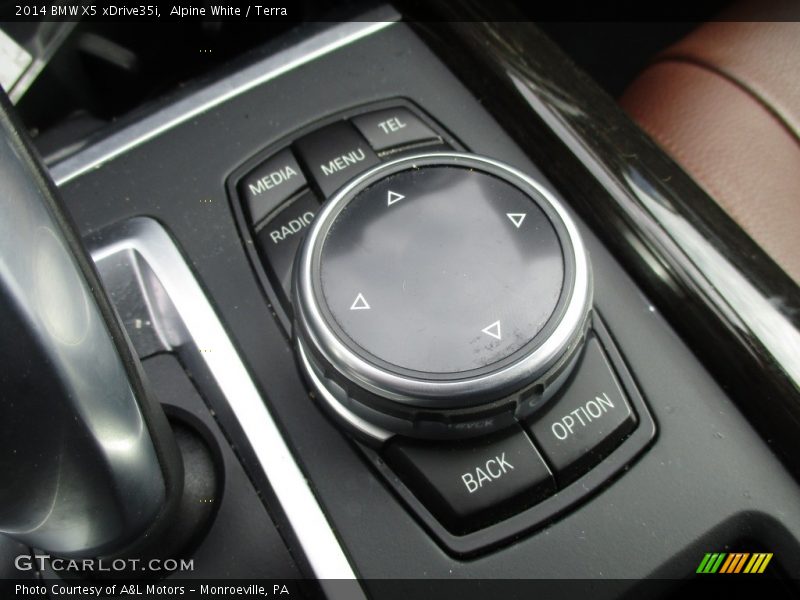Alpine White / Terra 2014 BMW X5 xDrive35i