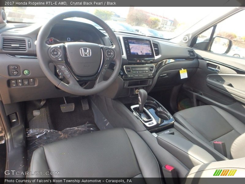  2017 Ridgeline RTL-E AWD Black Interior