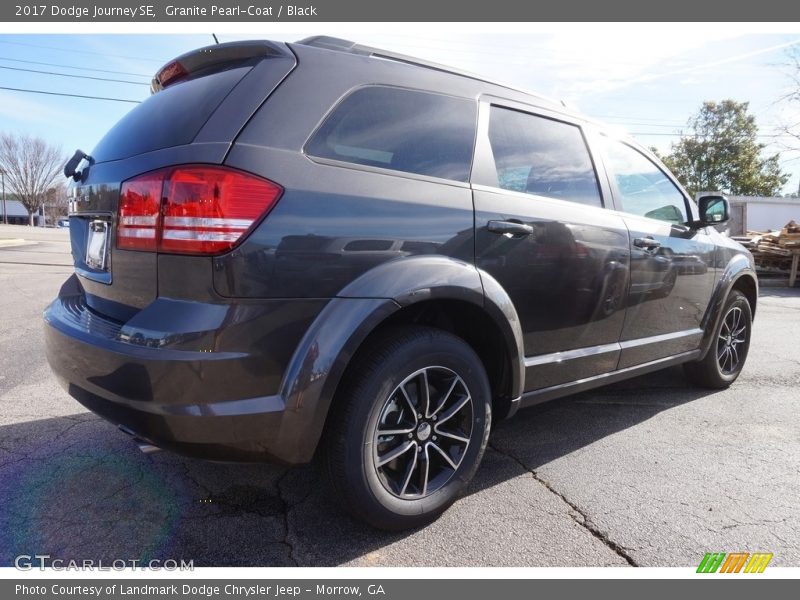 Granite Pearl-Coat / Black 2017 Dodge Journey SE