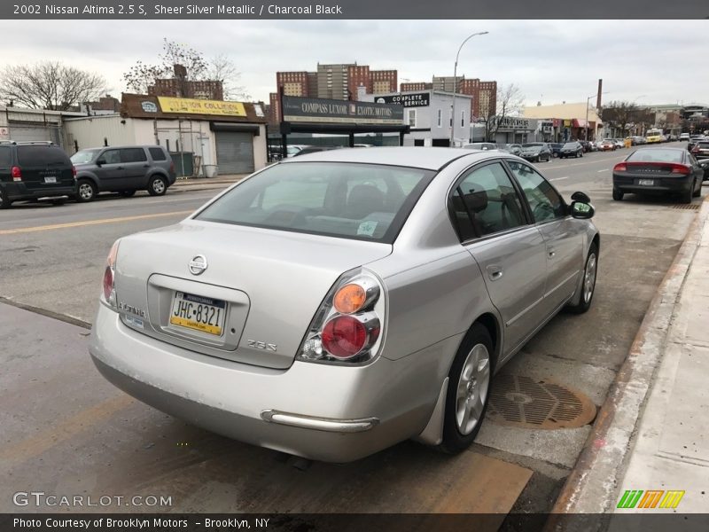 Sheer Silver Metallic / Charcoal Black 2002 Nissan Altima 2.5 S