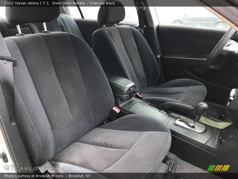 Sheer Silver Metallic / Charcoal Black 2002 Nissan Altima 2.5 S