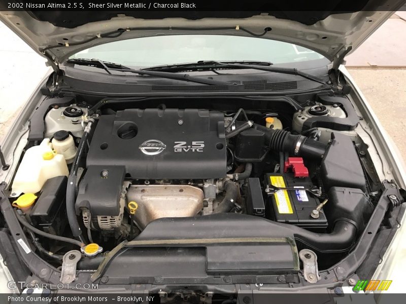 Sheer Silver Metallic / Charcoal Black 2002 Nissan Altima 2.5 S