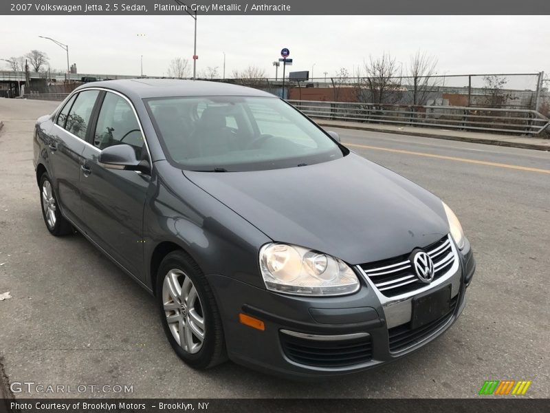 Platinum Grey Metallic / Anthracite 2007 Volkswagen Jetta 2.5 Sedan
