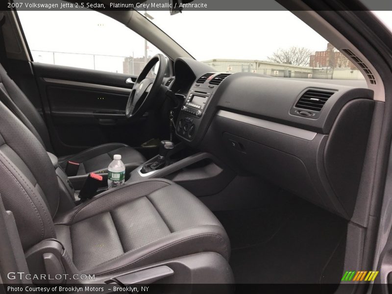 Platinum Grey Metallic / Anthracite 2007 Volkswagen Jetta 2.5 Sedan