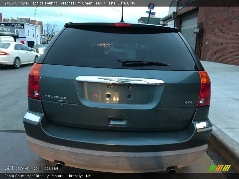 Magnesium Green Pearl / Pastel Slate Gray 2007 Chrysler Pacifica Touring