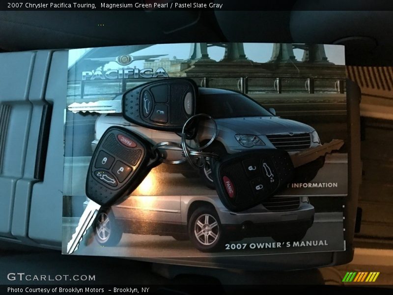 Magnesium Green Pearl / Pastel Slate Gray 2007 Chrysler Pacifica Touring