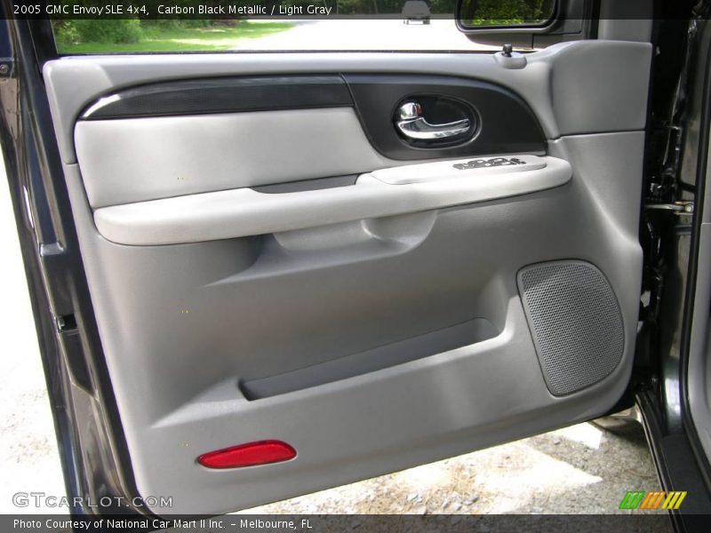 Carbon Black Metallic / Light Gray 2005 GMC Envoy SLE 4x4