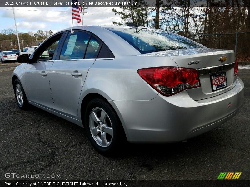 Silver Ice Metallic / Jet Black/Medium Titanium 2015 Chevrolet Cruze LT