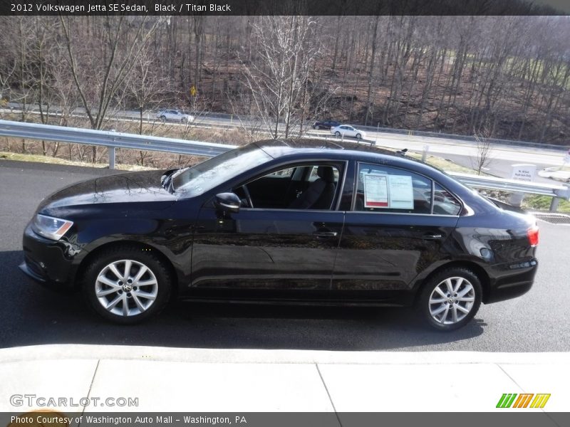 Black / Titan Black 2012 Volkswagen Jetta SE Sedan