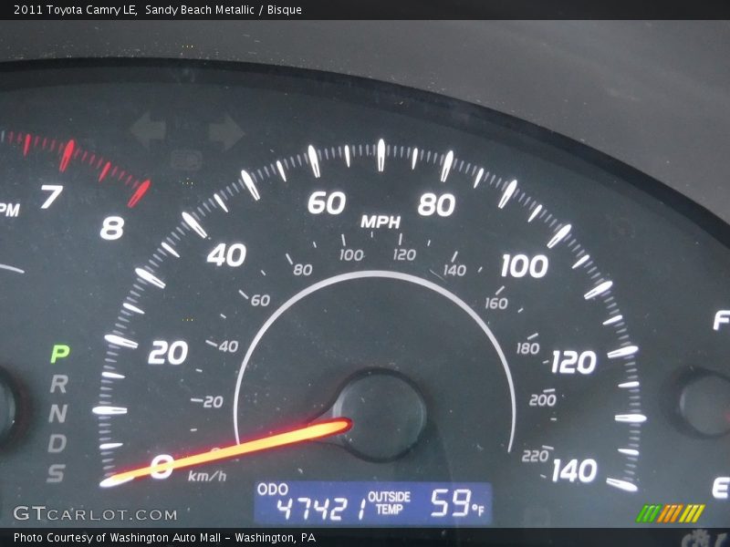 Sandy Beach Metallic / Bisque 2011 Toyota Camry LE