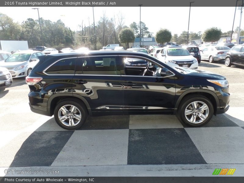 Midnight Black Metallic / Ash 2016 Toyota Highlander Limited