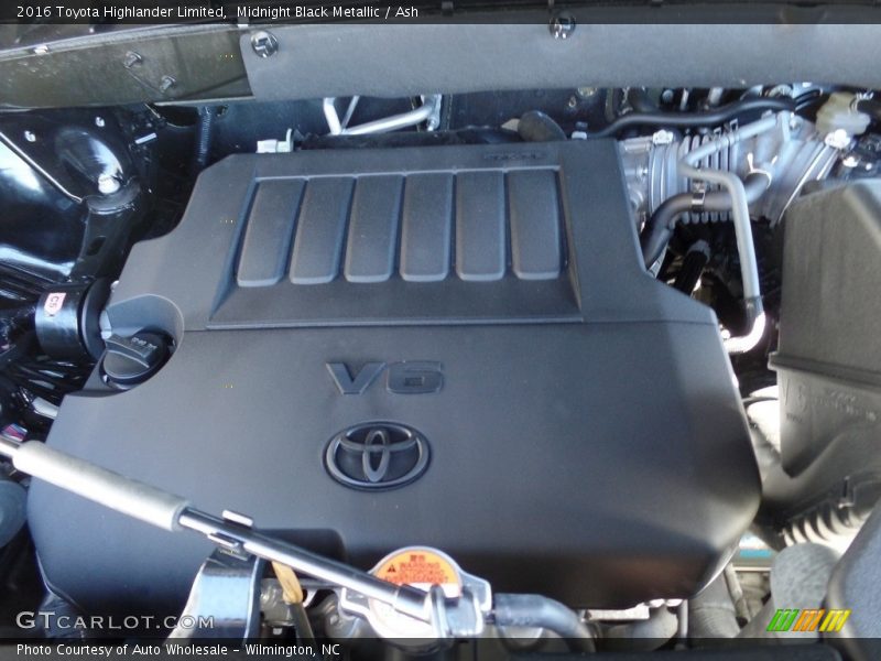 Midnight Black Metallic / Ash 2016 Toyota Highlander Limited