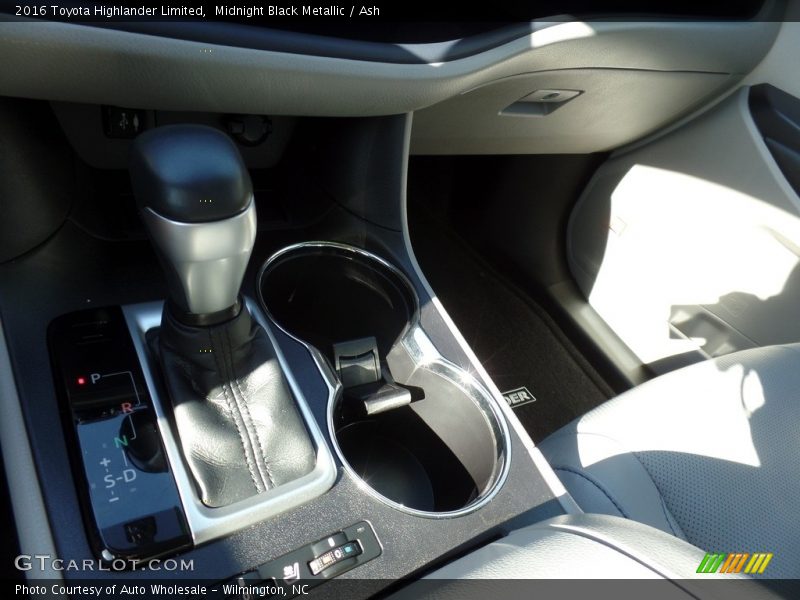 Midnight Black Metallic / Ash 2016 Toyota Highlander Limited