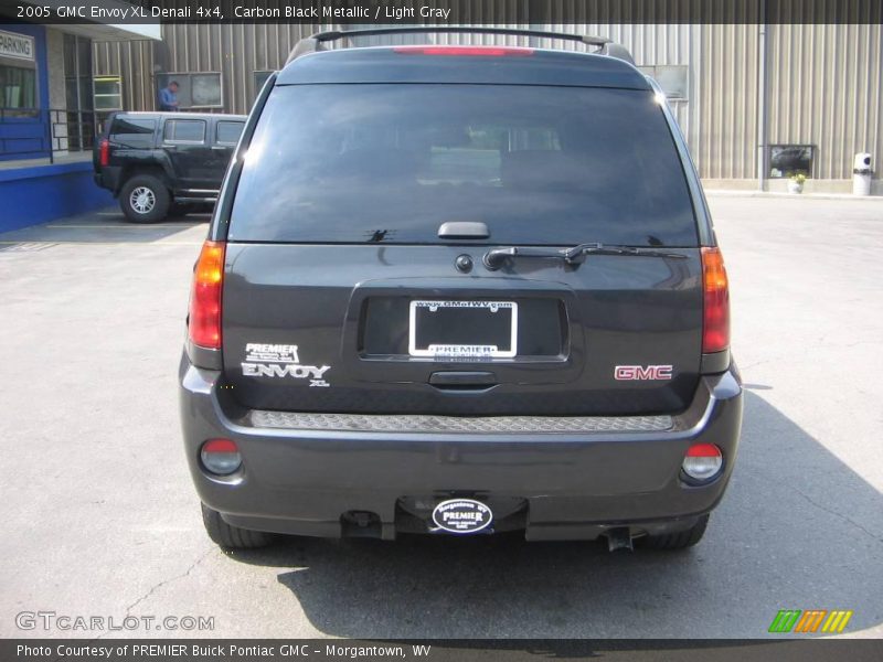 Carbon Black Metallic / Light Gray 2005 GMC Envoy XL Denali 4x4