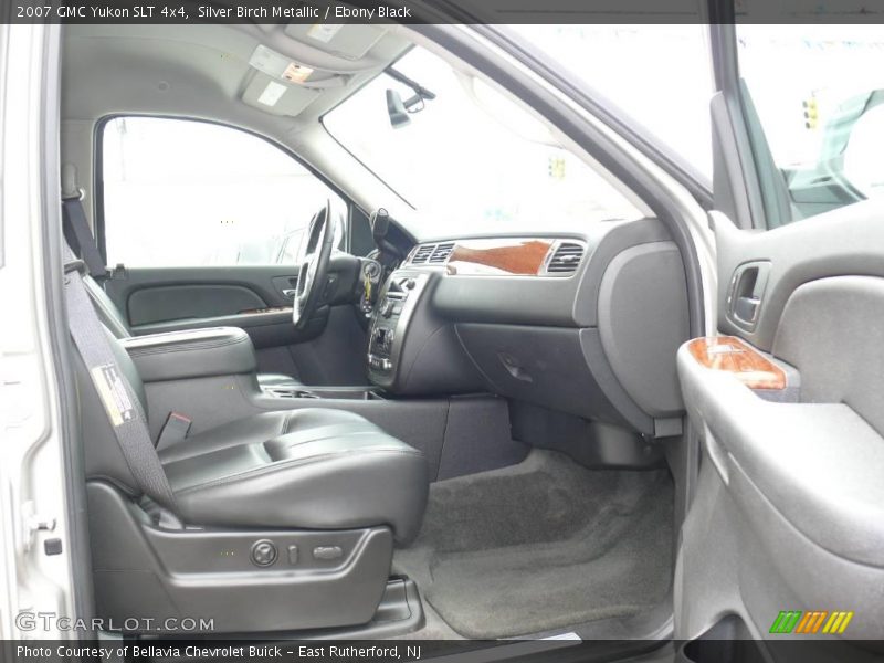 Silver Birch Metallic / Ebony Black 2007 GMC Yukon SLT 4x4