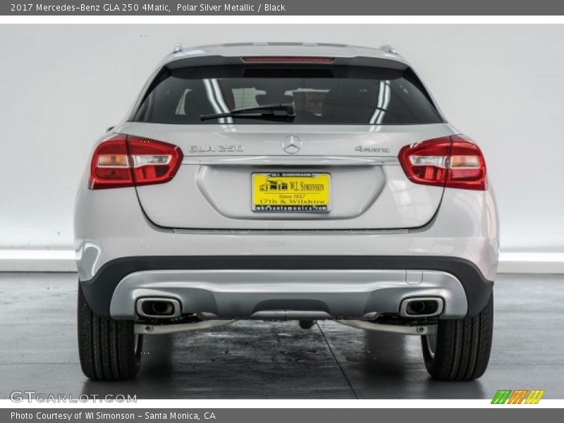 Polar Silver Metallic / Black 2017 Mercedes-Benz GLA 250 4Matic